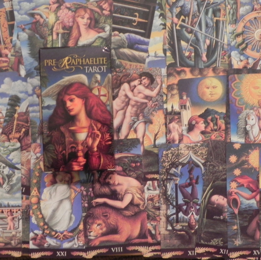 Pre Raphaelite Tarot Deck - Picture 8 of 8